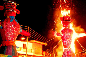 Burning Effigy of Ravan falls on spectators at Haryana Dussehra Event