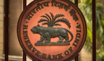 RBI blunts Razor Pay, says no more onboarding till they say