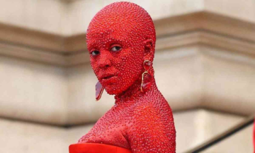 Doja Cat in red paint is the best thing on the internet you'll see today