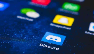 Discord Stage Channels incorporate video and screen sharing features