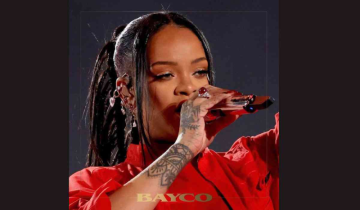 Rihanna Wears 8 crore Burmese Ruby Ring for Super Bowl