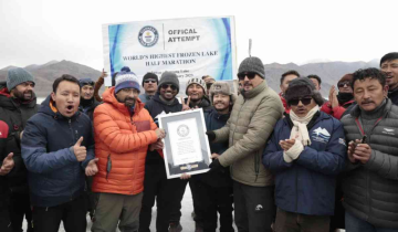 A new World record: The highest frozen lake marathon was conducted in Ladakh