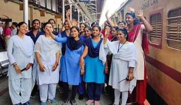 How cute is that?! An all-women's crew train