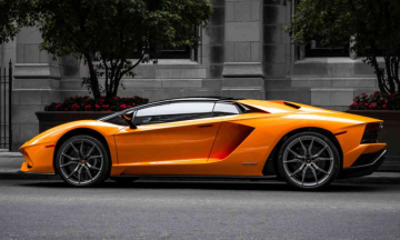 Lamborghini plans to launch hybrid cars in India by 2024