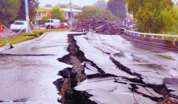 Strong Earthquake Tremors felt in Delhi-NCR