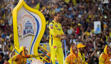 MS Dhoni becomes the first player to hit 200 sixes for CSK in the IPL