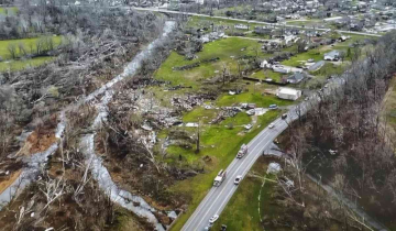 Tornado Hits Missouri- At least 5 People Dead