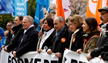 France Constitution Committee approves plan to raise retirement age to 64 in France