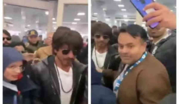 Shah Rukh Khan mobbed by fans at Srinagar airport