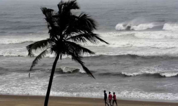 Cyclone Mocha makes landfall in Myanmar, High alert in WB & Andaman Nicobar