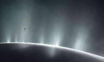 NASA's Webb telescope discovers massive water plume on Saturn's moon