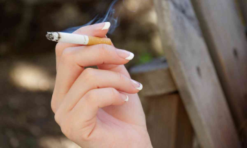 Canada to label health warning on each cigarette stick