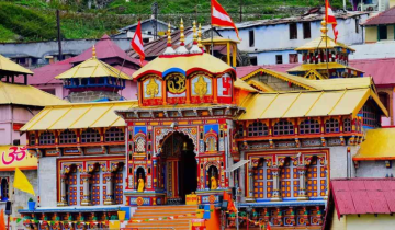 उत्तराखंड के मंदिर महिलाओं के लिए 80% बॉडी कवरेज नियम लागू करते हैं