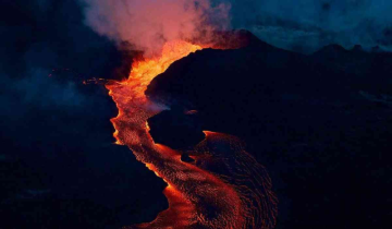 Kilauea, world's most active volcano, re-erupts after 3 months