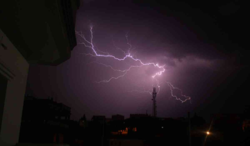 Heavy rain in North Bengal: 2 killed by lightning in Kolkata