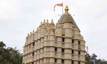 Mumbai: Housing society near Siddhivinayak temple voicing concern against continuous smell of ghee