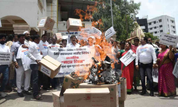 Vygr Maharashtra: UBT faction to observe 'Traitor Day' to mark 1 year of Shinde faction upheaval