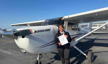 Sakshi Kochhar- the youngest Indian, to achieve commercial pilot license