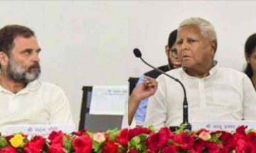 Lalu plays Seema Aunty to Rahul, advises him to get married