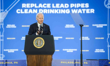 Weird Saturday: Joe Biden seen nibbling on a child's shoulder