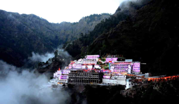 J&K: Vaishno Devi Yatra new track closed due to extreme weather