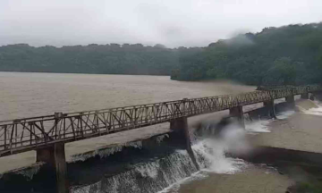 Vygr Maharashtra: कोल्हापूरमधील राधानगरी धरण १००% भरल्याने नदीकाठच्या गावांना सतर्कतेचा इशारा