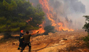 Europe under Cerberus Heatwave: Greece, Turkey, Sicily hit by wildfires