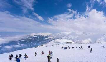 Indian Army hosts Gulmarg Festival to boost tourism, promote local talent