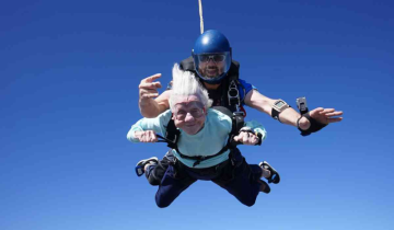 Diving into a world record - 104 y/o Chicago woman recorded as the 'Oldest Skydiver' ever