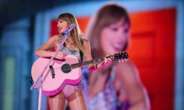 Taylor Swift concert film breaks record ,crosses $100m  in advance ticket sales