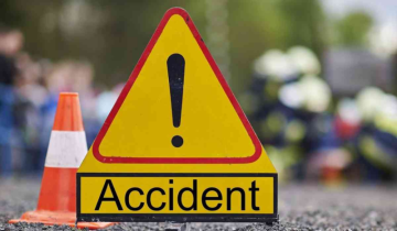 12 dead, 23 injured as a mini-bus hits container on Maharashtra's Samruddhi Expressway