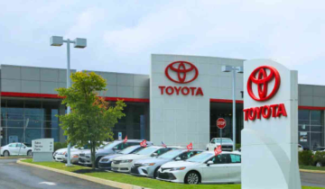 टोयोटा 2025 से टेस्ला ईवी चार्जिंग स्टैंडर्ड को अपनाएगी