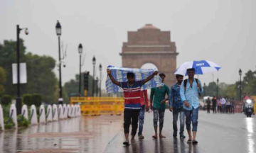 Delhi AQI improves by 35% after sudden downpour
