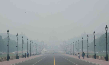 Delhi chokes in hazardous smog after Diwali, air quality index hits 999