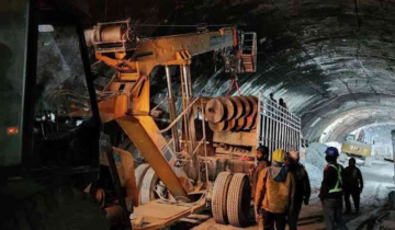 40 workers still stuck in the Uttarkashi tunnel collapse, Thai experts consulted