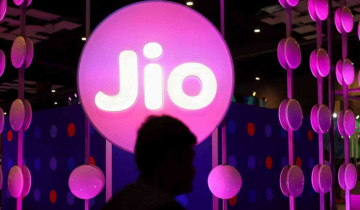 Reliance Jio Developing Affordable 'Cloud' Laptop at Rs 15,000