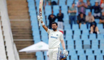 KL Rahul brings up his magnificent century against SA on Day 2 of the Test Match