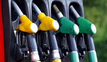 Petrol and diesel prices are expected to be reduced by ₹5-10 next month