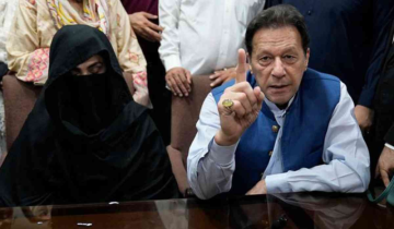 Ex-Pakistan PM Imran Khan and Wife Sentenced 14 Year in Prison for Corruption