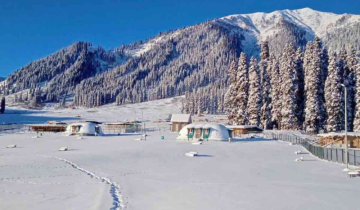 Winter chill intensifies: Himachal Pradesh and Jammu & Kashmir blanketed in snow