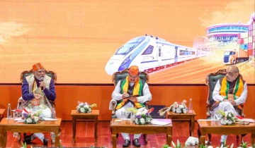 In Party Council, Modi Cites Kashmir, BJP to Cross 370 Seats in Poll