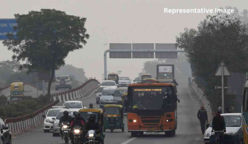 Weather Update : Delhi records minimum temperature of 8.8 deg C