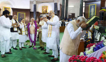 Narendra Modi Elected as Leader of BJP led NDA; TDP, JDU extends support