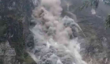 Uttarakhand: Massive Landslide Blocks Badrinath National Highway