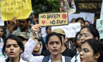 Delhi Doctor Assaulted a Day After Strike Over Kolkata Rape-Murder Case Ended