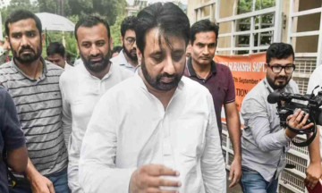 AAP MLA Amanatullah Khan Faces Arrest as ED Raids Home