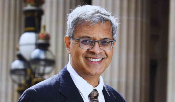 Donald Trump Appoints Jay Bhattacharya as NIH Director