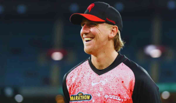 Will Sutherland's Bowling Masterclass Powers Melbourne Renegades in BBL14