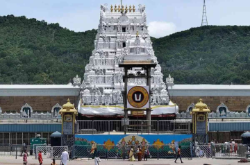 Tirupati Tragedy: Six Devotees Killed in Stampede During Token Distribution for Vaikunta Dwara Darshanam