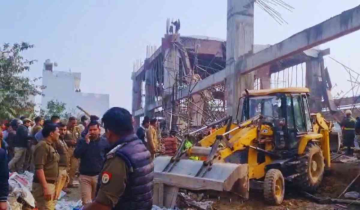 Tragedy Strikes: Under-Construction Building at Kannauj Railway Station COLLAPSES, Dozens of Workers Feared Trapped!